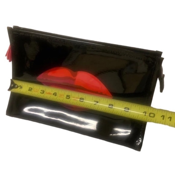 Macy’s Large Black Makeup Travel bag - NWT - Picture 6 of 11